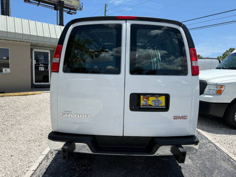 2020 GMC Savana 2500