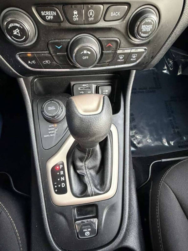 2017 Jeep Cherokee Latitude