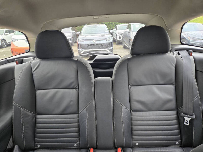 2011 Volvo C30 T5 R-Design