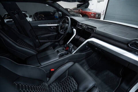 2022 Lamborghini Urus