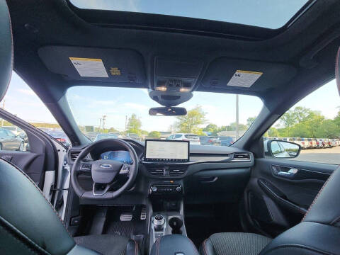 2023 Ford Escape ST-Line Select