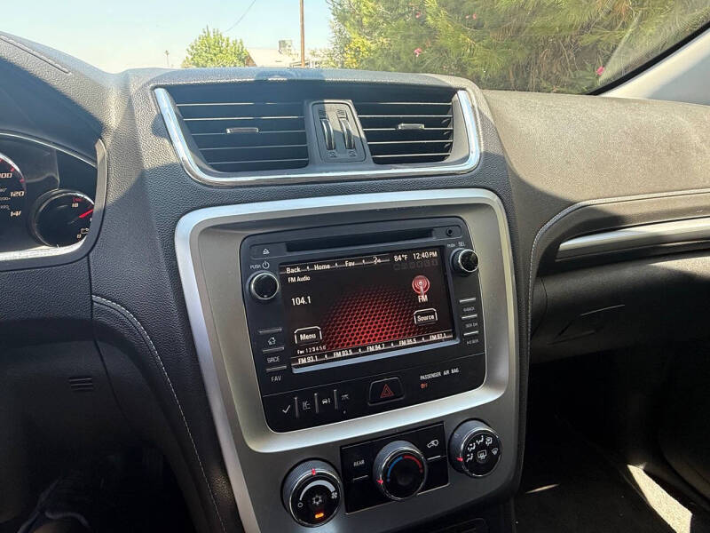 2015 GMC Acadia SLE-2