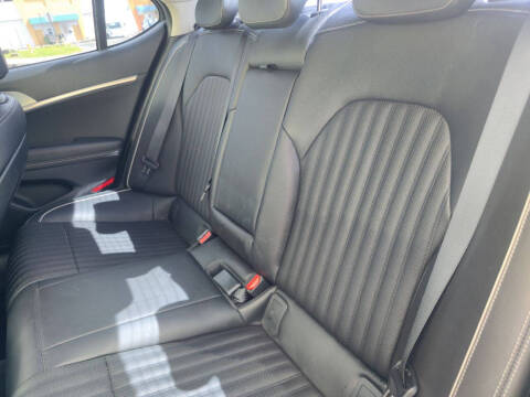 2019 Genesis G70 3.3T Advanced