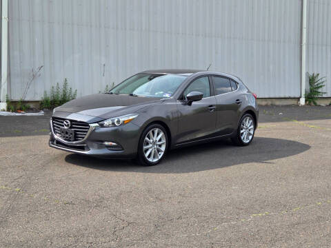 2017 Mazda MAZDA3 Touring