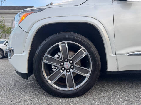 2017 GMC Acadia Denali