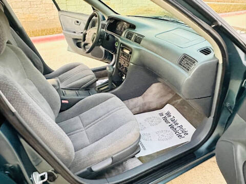 2000 Toyota Camry LE
