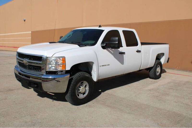 2009 Chevrolet Silverado 3500 Work Truck photo 2