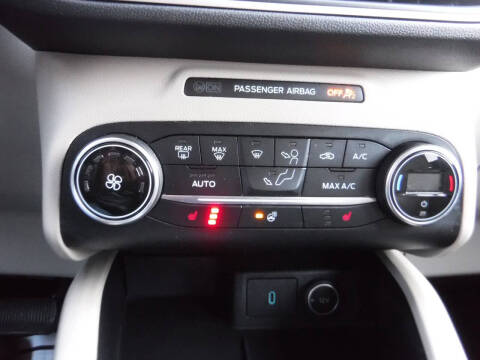 2020 Ford Escape SEL