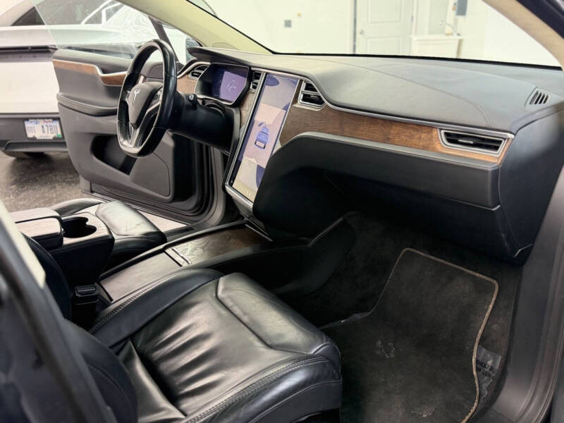 2017 Tesla Model X 90D