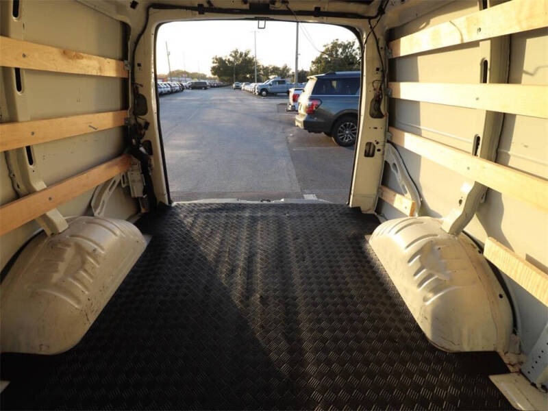 2024 GMC Savana 2500