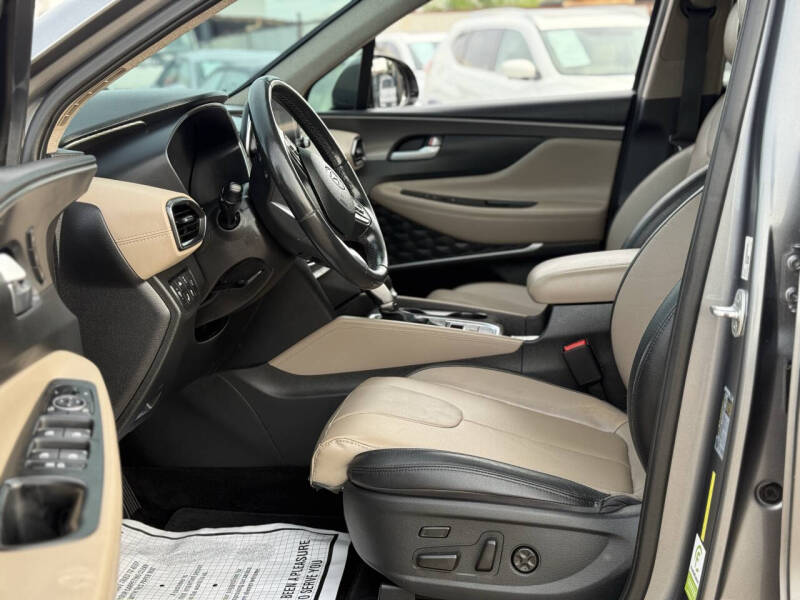 2019 Hyundai Santa Fe Ultimate 2.4L