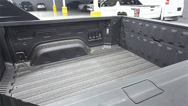 2026 Chevrolet Silverado EV LT