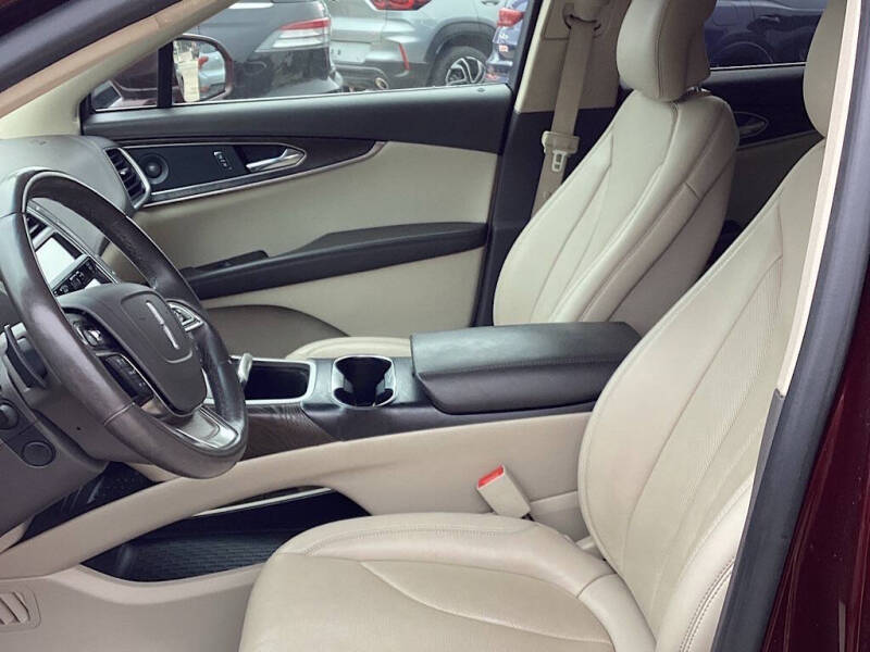 2019 Lincoln Nautilus Reserve