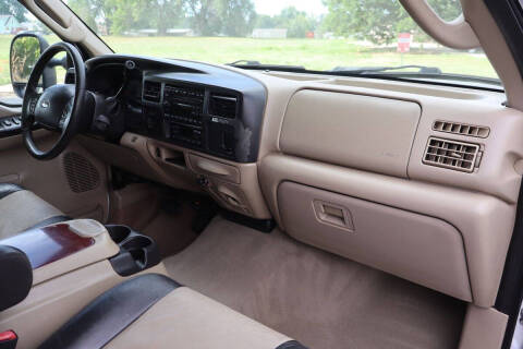 2005 Ford Excursion Eddie Bauer