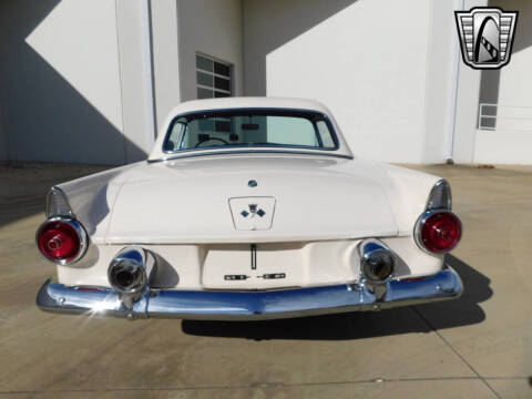 1955 Ford Thunderbird