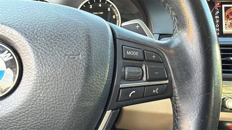 2016 BMW 5 Series 528i