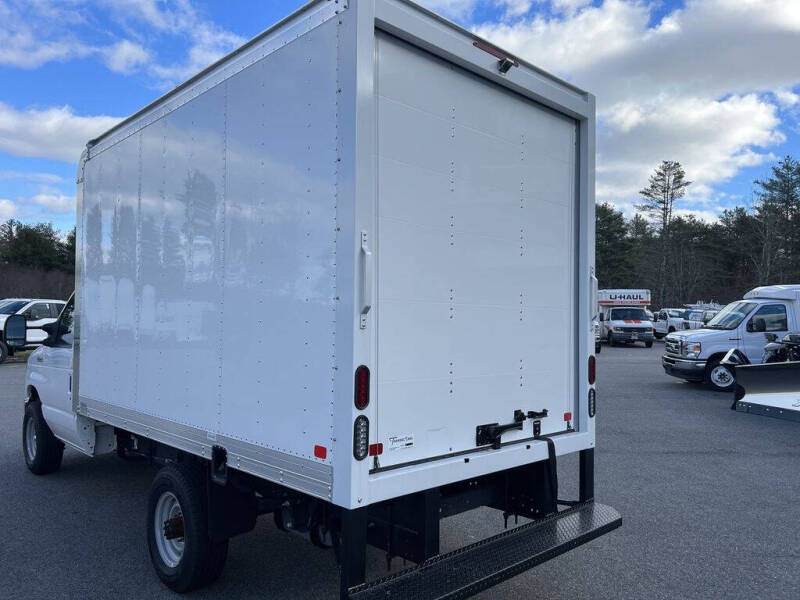 2024 Ford E-Series