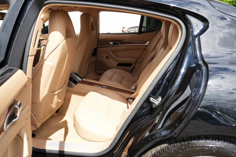 2013 Porsche Panamera