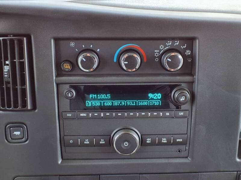 2024 Chevrolet Express 2500