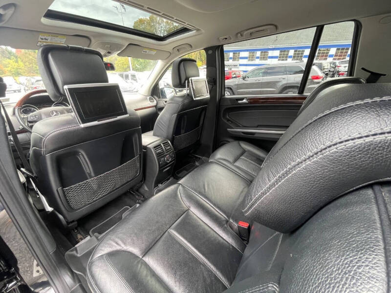 2011 Mercedes-Benz GL-Class GL 550 4MATIC