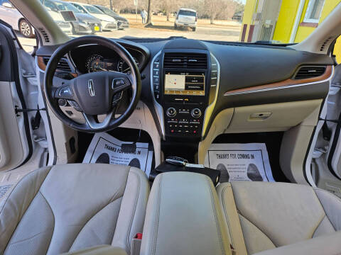 2019 Lincoln MKC Select