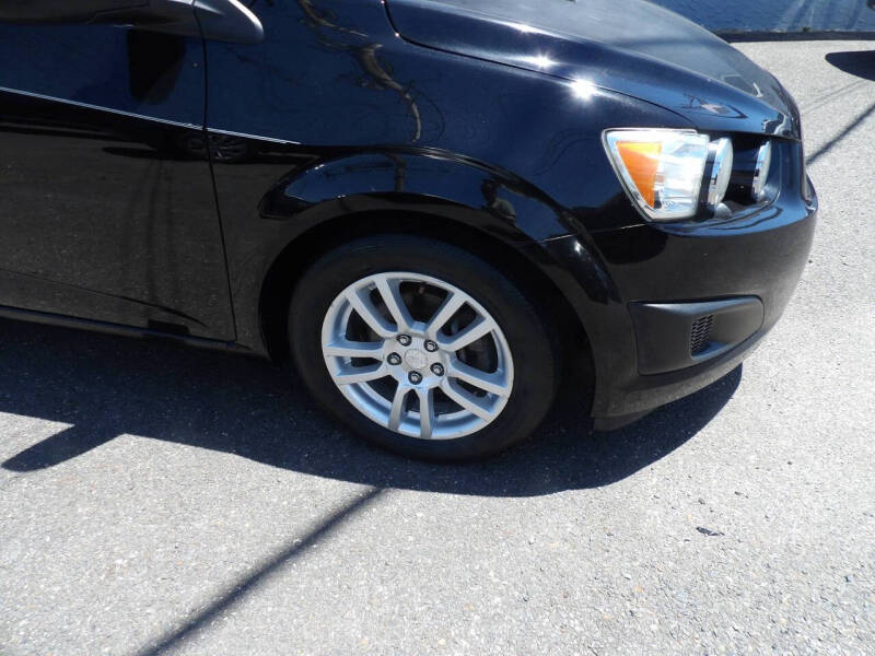 2016 Chevrolet Sonic LT Auto