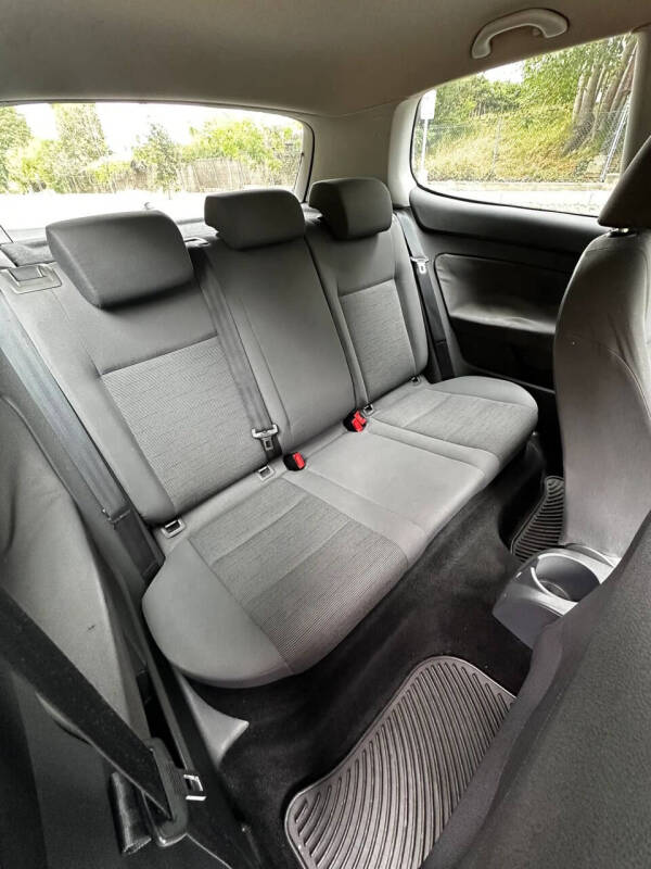 2009 Volkswagen Rabbit S PZEV