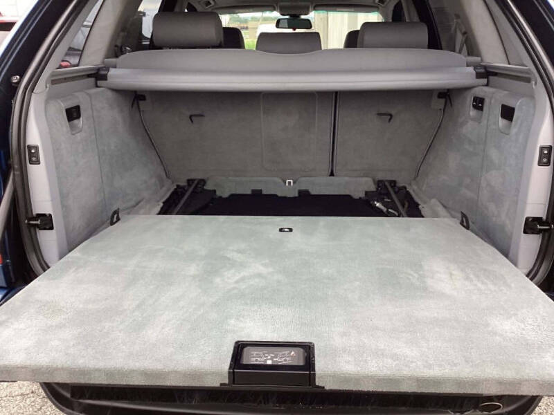 2002 BMW X5 4.4i