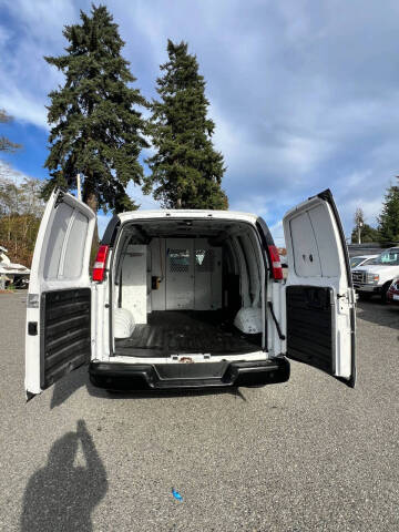 2018 Chevrolet Express 2500