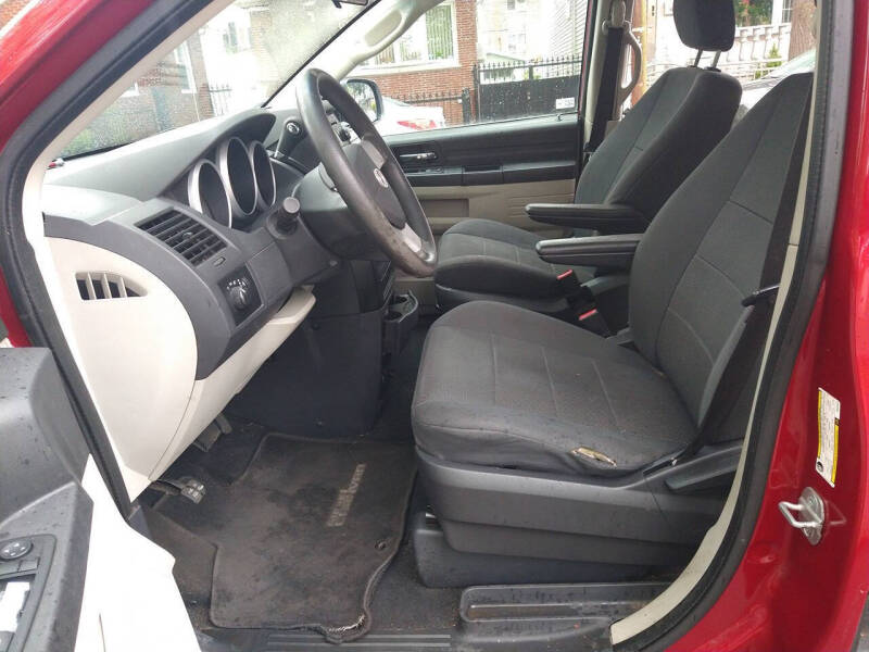 2009 Dodge Grand Caravan SE