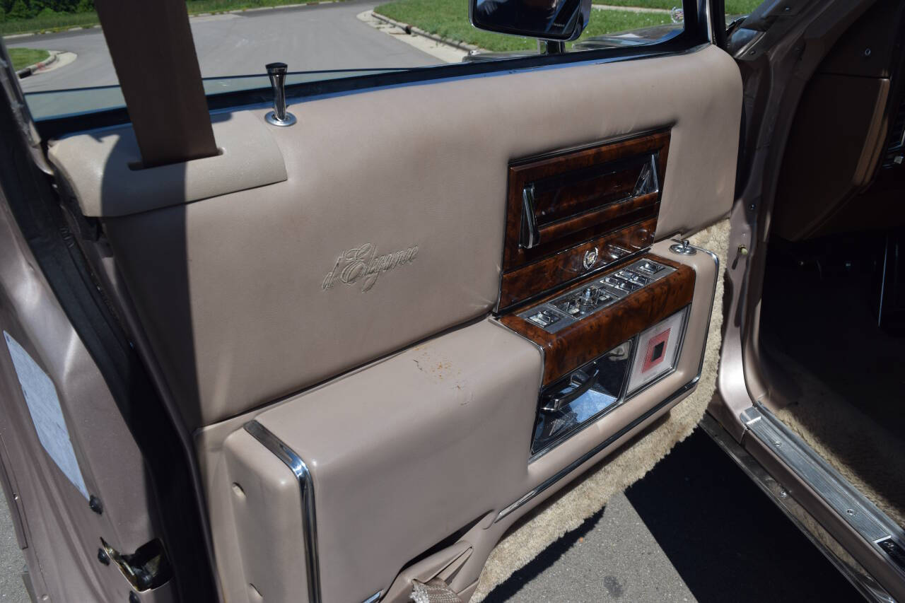 1991 Cadillac Brougham 199