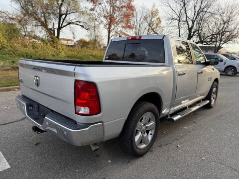 2018 RAM 1500 SLT