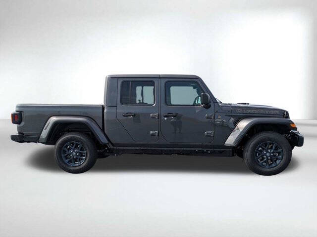 2026 Jeep Gladiator 85th Anniversary Edition