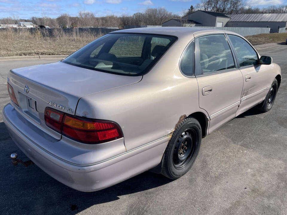 1998 Toyota Avalon for sale at Twin Cities Auctions in Elk River, MN