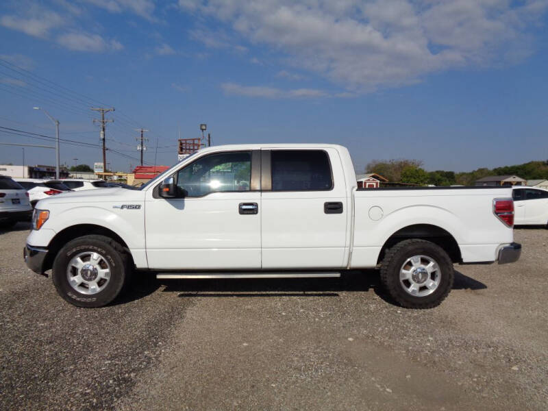 2011 Ford F-150 XLT's photo