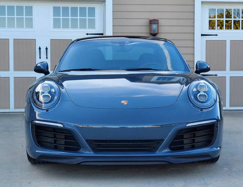 2017 Porsche 911 Carrera 4S