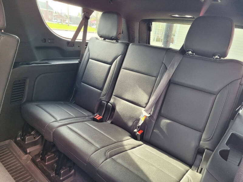 2021 Chevrolet Suburban LT