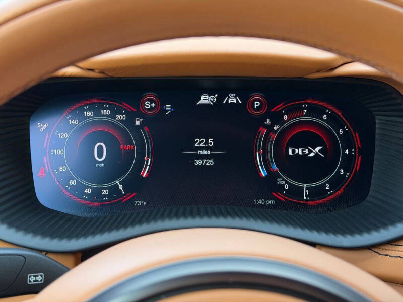 2023 Aston Martin DBX 707
