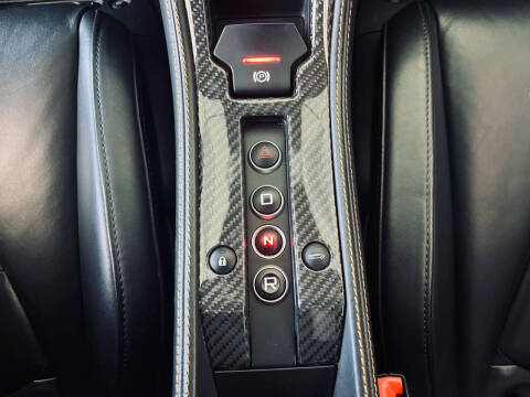 2012 McLaren MP4-12C