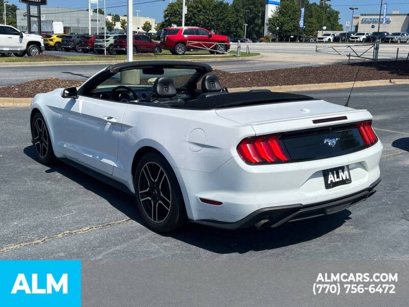 2021 Ford Mustang EcoBoost