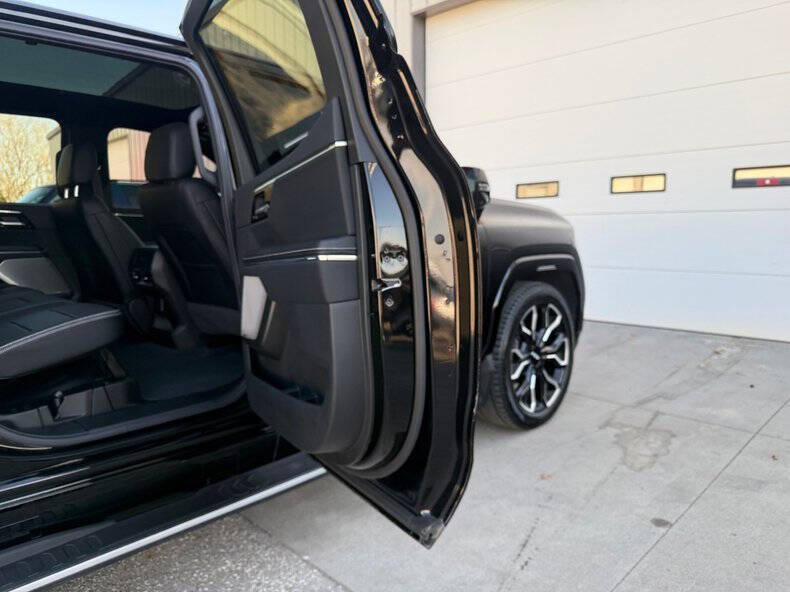 2025 GMC Sierra EV Denali