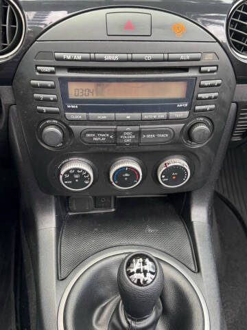 2013 Mazda MX-5 Miata Sport