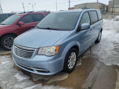 2013 Chrysler Town and Country for sale at CFN Auto Sales in West Fargo ND