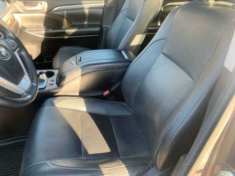 2017 Toyota Highlander Limited