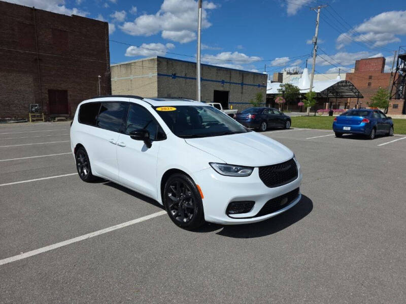 2025 Chrysler Pacifica Limited