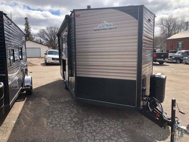 2022 Glacier 17’ RV EXPLORER