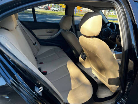 2018 BMW 3 Series 320i