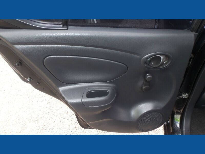 2016 Nissan Versa 1.6 S