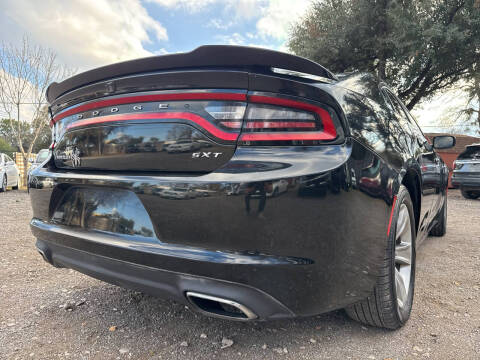 2016 Dodge Charger SXT