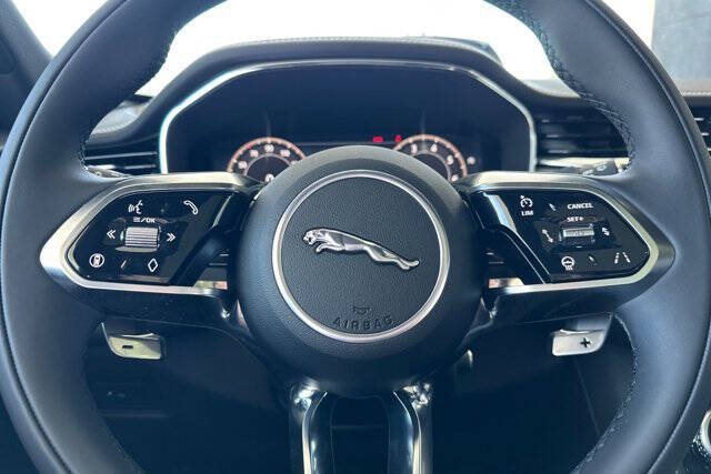 2026 Jaguar F-PACE P250 R-Dynamic S